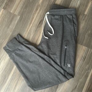 Vuori Men's Sunday Performance Jogger (Size M)